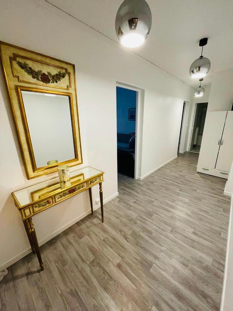 Appartement Bastille - Voltaire - Saint Paul - Centre De Paris - 5 Pers Luaran gambar